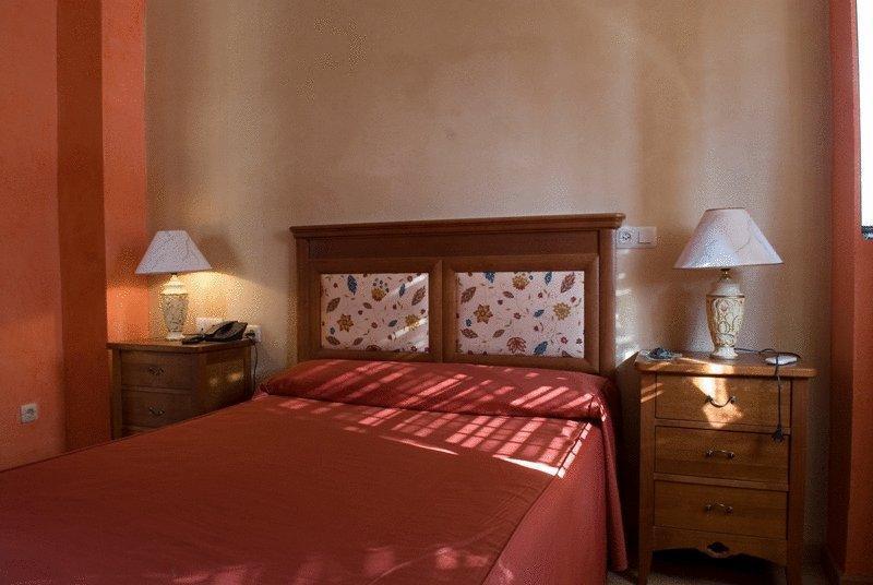 Hotel Esmeralda Οσούνα Εξωτερικό φωτογραφία